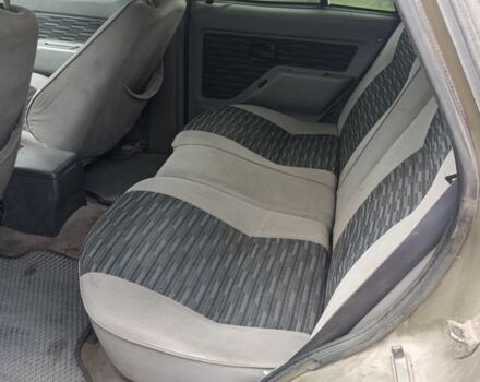 Красный Опель Фронтера, объемом двигателя 2.8 л и пробегом 450 тыс. км за 1432 $, фото 7 на Automoto.ua