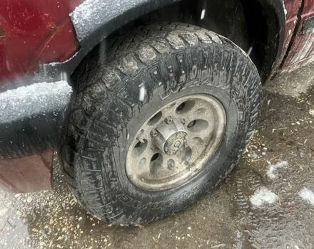 Красный Опель Фронтера, объемом двигателя 2.3 л и пробегом 285 тыс. км за 1150 $, фото 8 на Automoto.ua