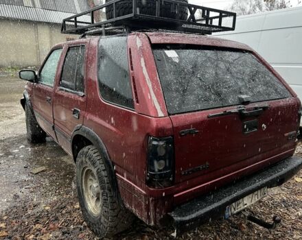 Красный Опель Фронтера, объемом двигателя 2.3 л и пробегом 285 тыс. км за 1150 $, фото 3 на Automoto.ua