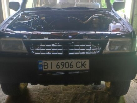 Опель Фронтера 1993 в Чугуеве на Automoto.ua Красный Опель Фронтера, объемом двигателя 2.4 л и пробегом 160 тыс. км за 1437 $, фото 1 на Automoto.ua