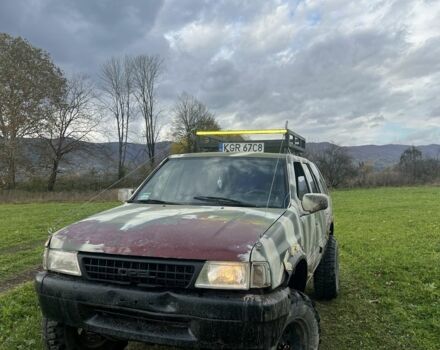 Красный Опель Фронтера, объемом двигателя 2.8 л и пробегом 200 тыс. км за 2300 $, фото 1 на Automoto.ua