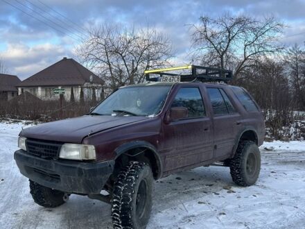 Красный Опель Фронтера, объемом двигателя 2.8 л и пробегом 250 тыс. км за 2000 $, фото 1 на Automoto.ua