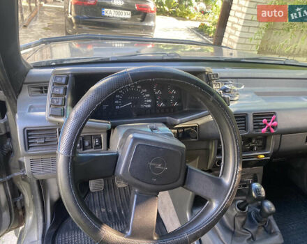 Опель Фронтера, объемом двигателя 2 л и пробегом 299 тыс. км за 4300 $, фото 33 на Automoto.ua