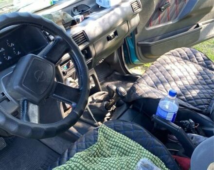 Опель Фронтера, об'ємом двигуна 2 л та пробігом 280 тис. км за 2800 $, фото 3 на Automoto.ua