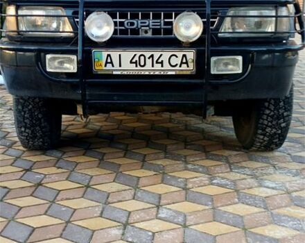 Опель Фронтера, объемом двигателя 2.2 л и пробегом 250 тыс. км за 3800 $, фото 1 на Automoto.ua