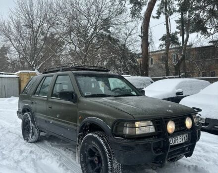 Опель Фронтера, объемом двигателя 2.3 л и пробегом 300 тыс. км за 2000 $, фото 1 на Automoto.ua