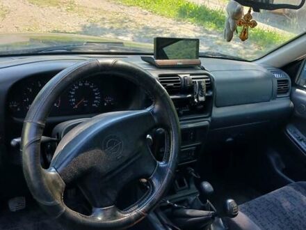 Опель Фронтера 2000 в Рахове на Automoto.ua Опель Фронтера, объемом двигателя 2.17 л и пробегом 214 тыс. км за 6400 $, фото 1 на Automoto.ua