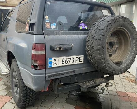 Сірий Опель Фронтера, об'ємом двигуна 2 л та пробігом 200 тис. км за 3931 $, фото 1 на Automoto.ua