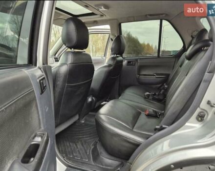 Серый Опель Фронтера, объемом двигателя 2.2 л и пробегом 220 тыс. км за 1900 $, фото 6 на Automoto.ua