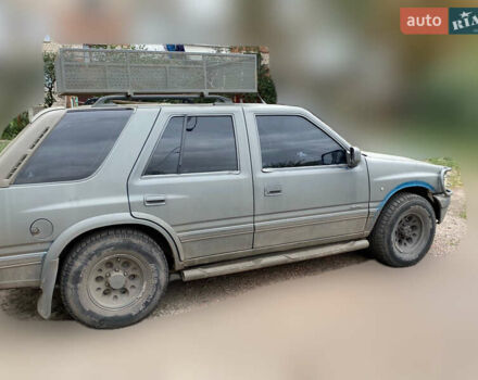 Сірий Опель Фронтера, об'ємом двигуна 2.4 л та пробігом 354 тис. км за 2200 $, фото 1 на Automoto.ua