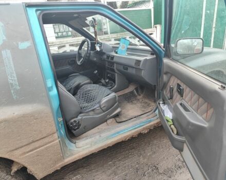 Серый Опель Фронтера, объемом двигателя 2 л и пробегом 320 тыс. км за 2650 $, фото 1 на Automoto.ua