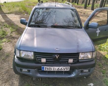 Серый Опель Фронтера, объемом двигателя 2 л и пробегом 397 тыс. км за 3000 $, фото 6 на Automoto.ua