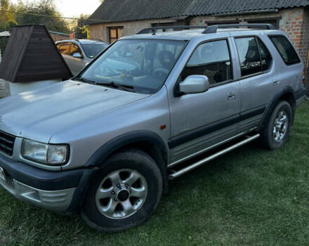 Серый Опель Фронтера, объемом двигателя 2.17 л и пробегом 186 тыс. км за 4900 $, фото 3 на Automoto.ua