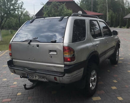 Серый Опель Фронтера, объемом двигателя 2.2 л и пробегом 370 тыс. км за 2000 $, фото 5 на Automoto.ua