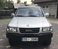 Серый Опель Фронтера, объемом двигателя 2.2 л и пробегом 370 тыс. км за 2000 $, фото 1 на Automoto.ua