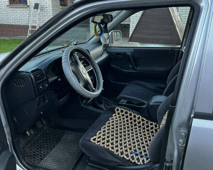 Серый Опель Фронтера, объемом двигателя 2.17 л и пробегом 186 тыс. км за 4900 $, фото 27 на Automoto.ua