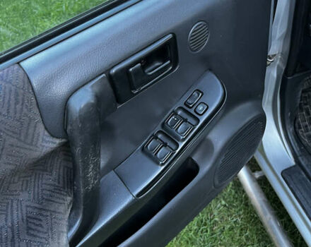 Серый Опель Фронтера, объемом двигателя 2.17 л и пробегом 186 тыс. км за 4900 $, фото 26 на Automoto.ua