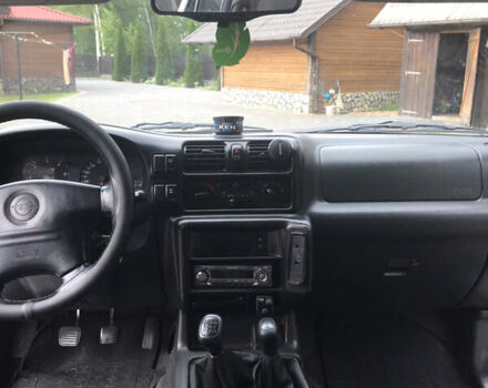 Серый Опель Фронтера, объемом двигателя 2.2 л и пробегом 370 тыс. км за 2000 $, фото 10 на Automoto.ua