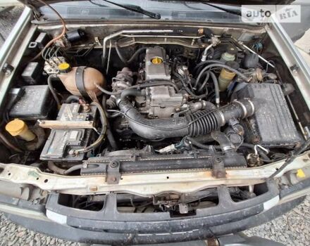 Сірий Опель Фронтера, об'ємом двигуна 2.17 л та пробігом 368 тис. км за 6000 $, фото 7 на Automoto.ua