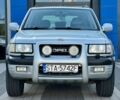 Серый Опель Фронтера, объемом двигателя 2.2 л и пробегом 246 тыс. км за 2300 $, фото 1 на Automoto.ua