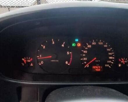 Сірий Опель Фронтера, об'ємом двигуна 2.17 л та пробігом 305 тис. км за 5500 $, фото 12 на Automoto.ua