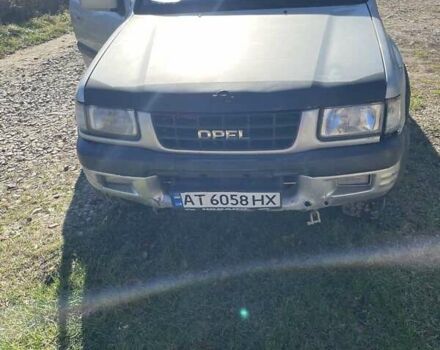 Сірий Опель Фронтера, об'ємом двигуна 2.17 л та пробігом 400 тис. км за 3000 $, фото 5 на Automoto.ua
