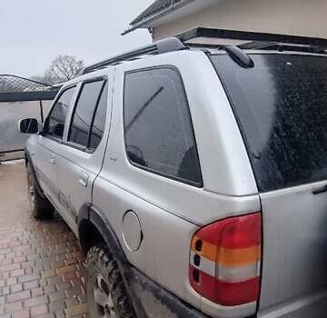 Сірий Опель Фронтера, об'ємом двигуна 2.17 л та пробігом 305 тис. км за 5500 $, фото 5 на Automoto.ua