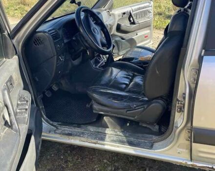 Сірий Опель Фронтера, об'ємом двигуна 2.17 л та пробігом 400 тис. км за 3000 $, фото 3 на Automoto.ua