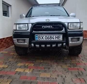 Сірий Опель Фронтера, об'ємом двигуна 2.17 л та пробігом 305 тис. км за 5500 $, фото 3 на Automoto.ua