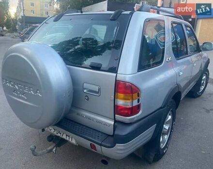Серый Опель Фронтера, объемом двигателя 2.2 л и пробегом 258 тыс. км за 5800 $, фото 1 на Automoto.ua
