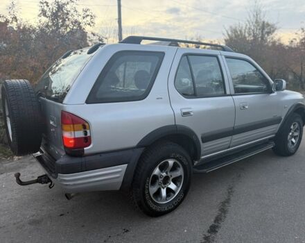 Серый Опель Фронтера, объемом двигателя 2.2 л и пробегом 258 тыс. км за 2600 $, фото 3 на Automoto.ua