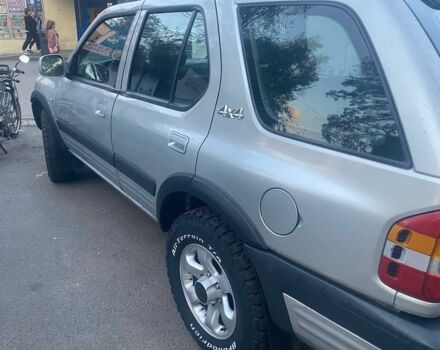 Серый Опель Фронтера, объемом двигателя 2.2 л и пробегом 258 тыс. км за 5800 $, фото 3 на Automoto.ua