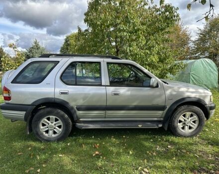 Серый Опель Фронтера, объемом двигателя 2.2 л и пробегом 283 тыс. км за 2000 $, фото 3 на Automoto.ua