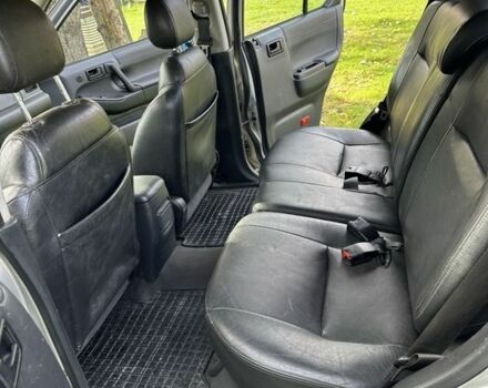 Серый Опель Фронтера, объемом двигателя 2.2 л и пробегом 283 тыс. км за 2000 $, фото 5 на Automoto.ua