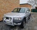 Сірий Опель Фронтера, об'ємом двигуна 2.2 л та пробігом 255 тис. км за 10000 $, фото 1 на Automoto.ua