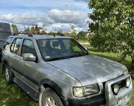Серый Опель Фронтера, объемом двигателя 2.2 л и пробегом 283 тыс. км за 2000 $, фото 1 на Automoto.ua
