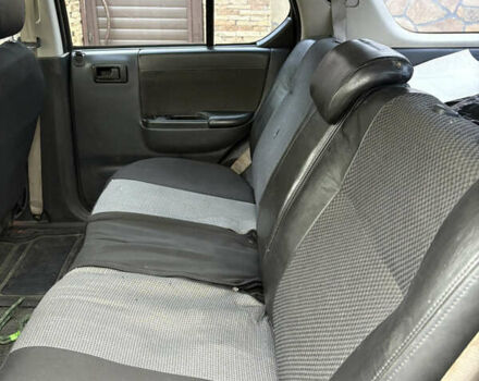 Сірий Опель Фронтера, об'ємом двигуна 2.2 л та пробігом 399 тис. км за 6500 $, фото 11 на Automoto.ua