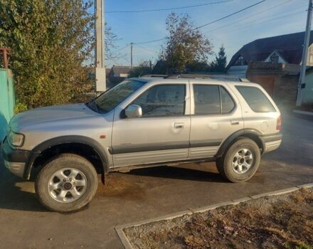 Серый Опель Фронтера, объемом двигателя 2.2 л и пробегом 336 тыс. км за 3799 $, фото 1 на Automoto.ua