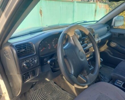 Серый Опель Фронтера, объемом двигателя 2.2 л и пробегом 336 тыс. км за 3799 $, фото 6 на Automoto.ua