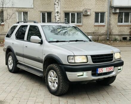 Серый Опель Фронтера, объемом двигателя 2.2 л и пробегом 260 тыс. км за 3600 $, фото 7 на Automoto.ua