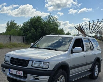 Сірий Опель Фронтера, об'ємом двигуна 0 л та пробігом 260 тис. км за 3200 $, фото 1 на Automoto.ua