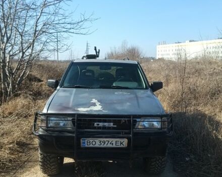 Серый Опель Фронтера, объемом двигателя 2.3 л и пробегом 350 тыс. км за 3999 $, фото 1 на Automoto.ua
