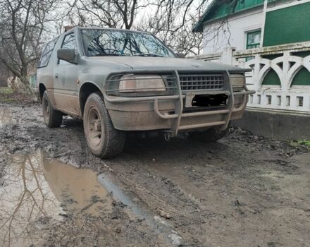 Сірий Опель Фронтера, об'ємом двигуна 2 л та пробігом 320 тис. км за 2650 $, фото 1 на Automoto.ua