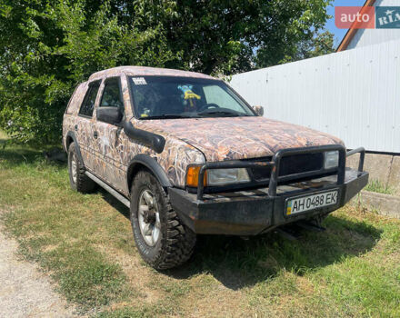 Серый Опель Фронтера, объемом двигателя 2.5 л и пробегом 400 тыс. км за 4500 $, фото 1 на Automoto.ua
