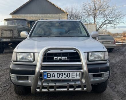 Серый Опель Фронтера, объемом двигателя 2.2 л и пробегом 350 тыс. км за 5800 $, фото 1 на Automoto.ua