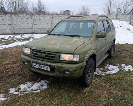 Серый Опель Фронтера, объемом двигателя 2.2 л и пробегом 300 тыс. км за 3000 $, фото 1 на Automoto.ua