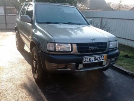 Сірий Опель Фронтера, об'ємом двигуна 2.2 л та пробігом 302 тис. км за 4300 $, фото 1 на Automoto.ua