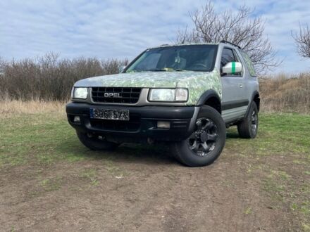 Опель Фронтера 2002 у Славянске на Automoto.ua Сірий Опель Фронтера, об'ємом двигуна 2.2 л та пробігом 243 тис. км за 2700 $, фото 1 на Automoto.ua
