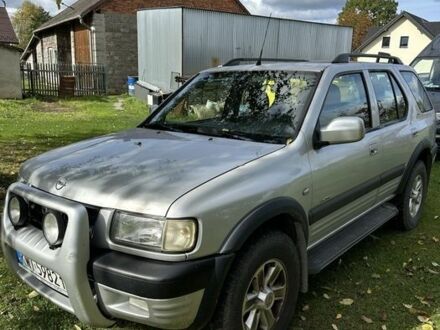 Серый Опель Фронтера, объемом двигателя 2.2 л и пробегом 283 тыс. км за 2000 $, фото 1 на Automoto.ua