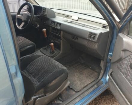 Синий Опель Фронтера, объемом двигателя 2.2 л и пробегом 336 тыс. км за 3000 $, фото 7 на Automoto.ua